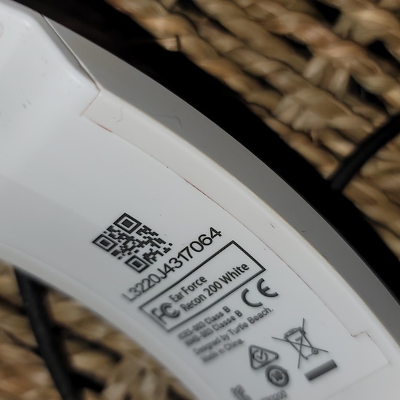 Turtle beach recon 200 headset white - Picture 3 of 4